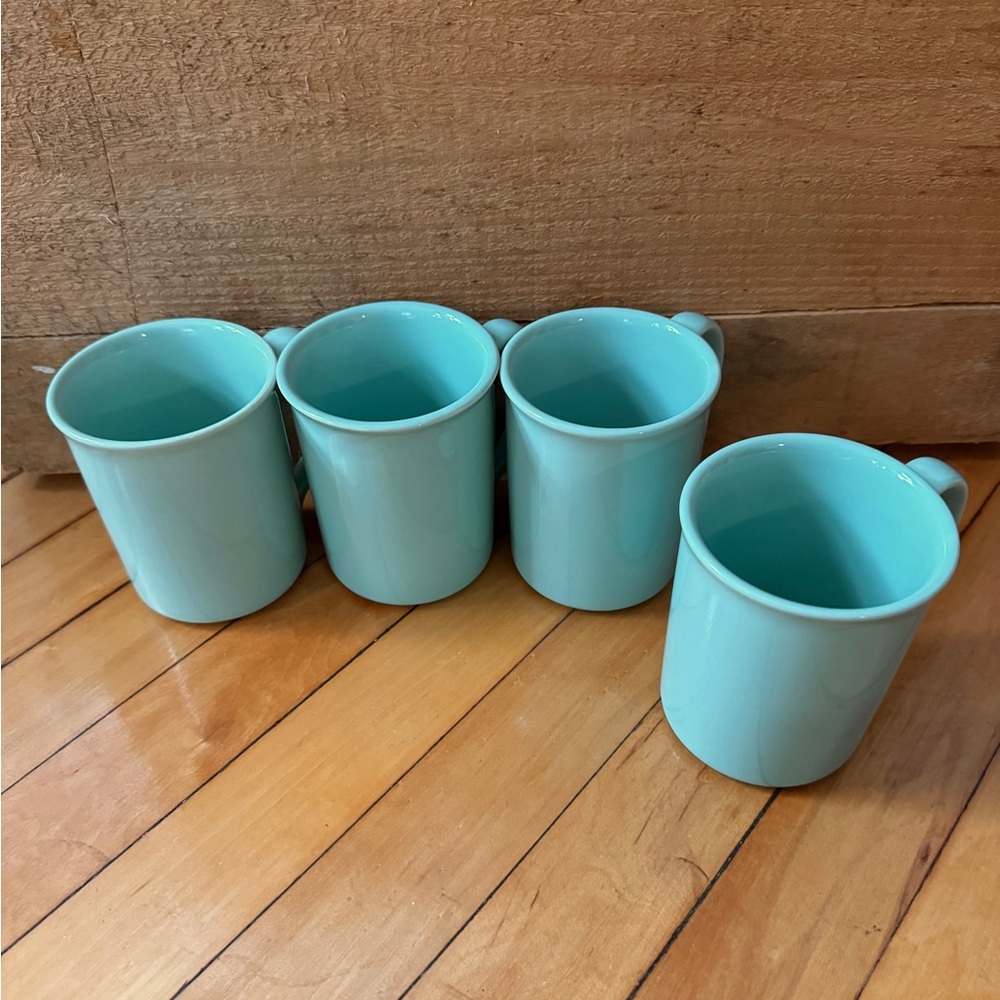 Set of 4 vintage Corning turquoise mugs